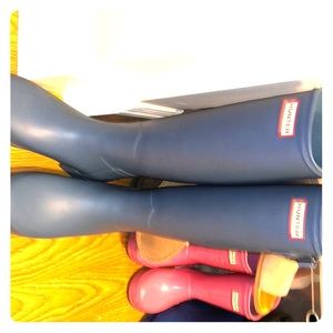 Size 37 Hunter Boots